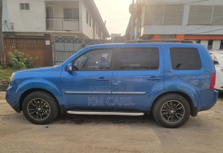 Honda Pilot 2011 Blue