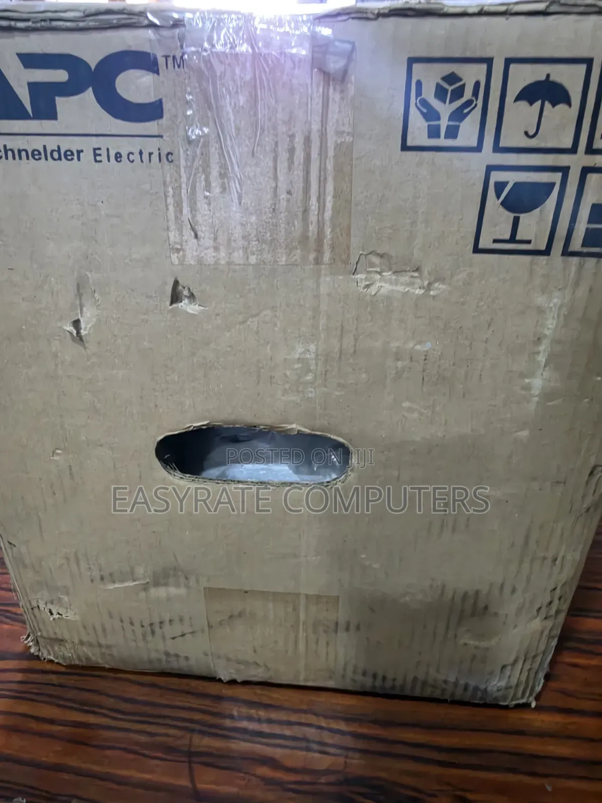 APC Ups 2kva
