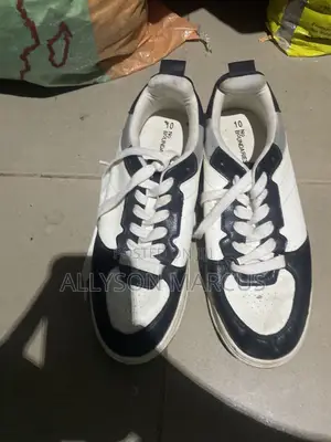 One Month Used No Boundaries Shoe