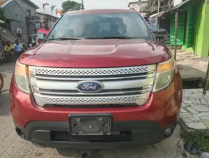Ford Explorer 2014 Red