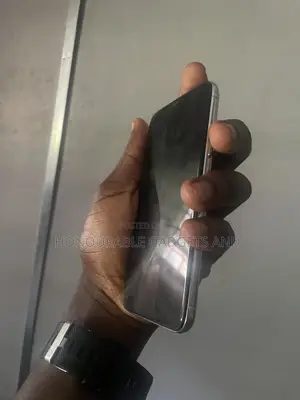 Apple iPhone X 64 GB White