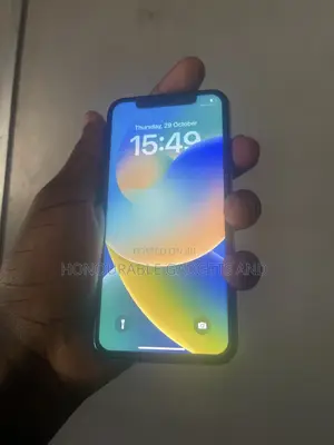 Apple iPhone X 64 GB White
