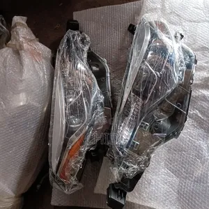 Head Lamp Corolla 2017 2018 SE