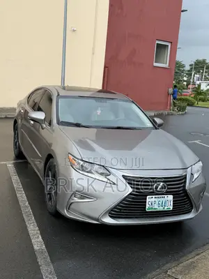 Lexus ES 350 FWD 2014
