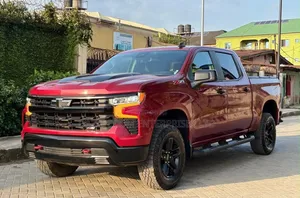 Chevrolet Silverado 1500 2023 Red