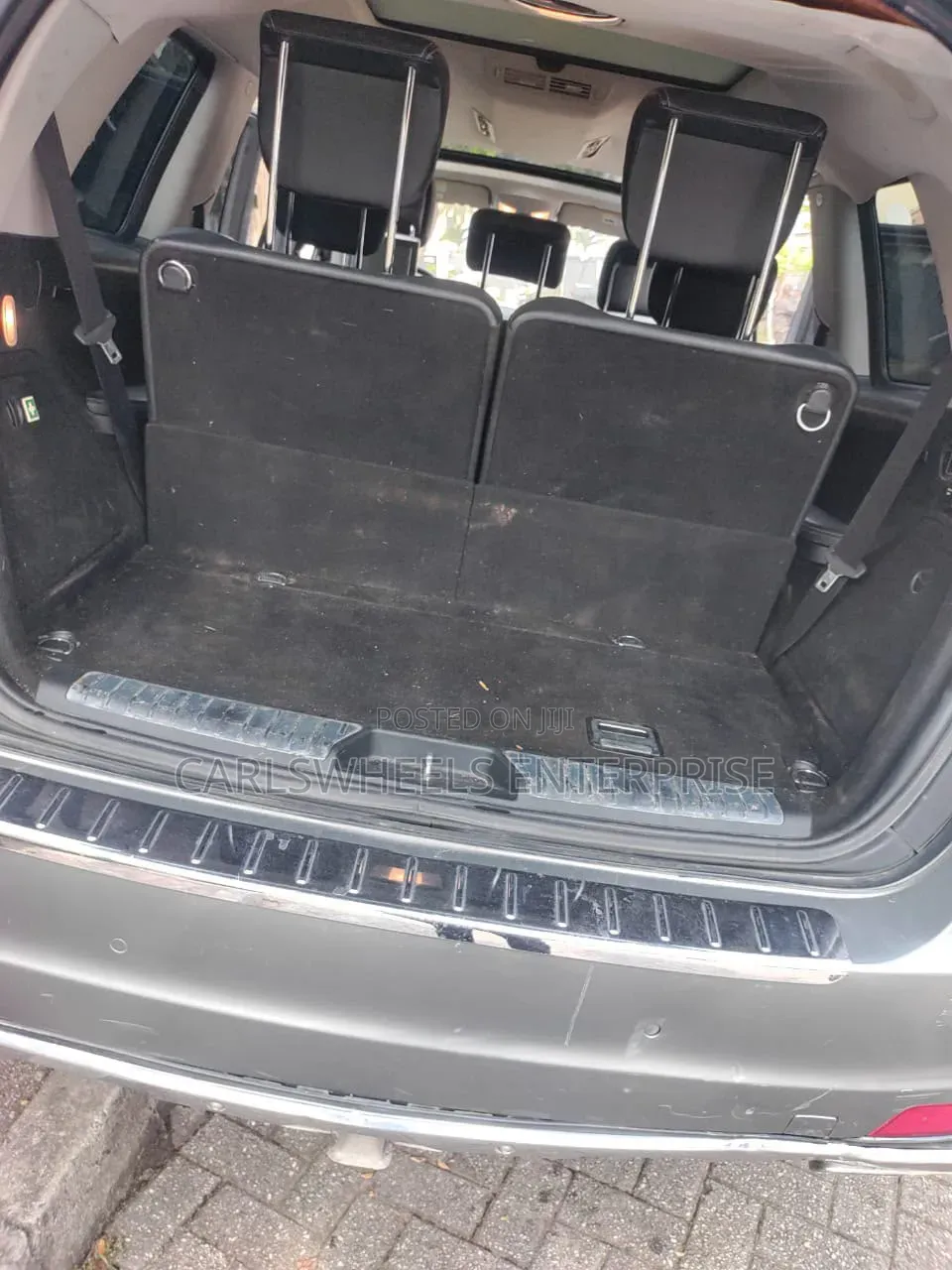 Mercedes-Benz GL-Class GL 550 2010 Gray