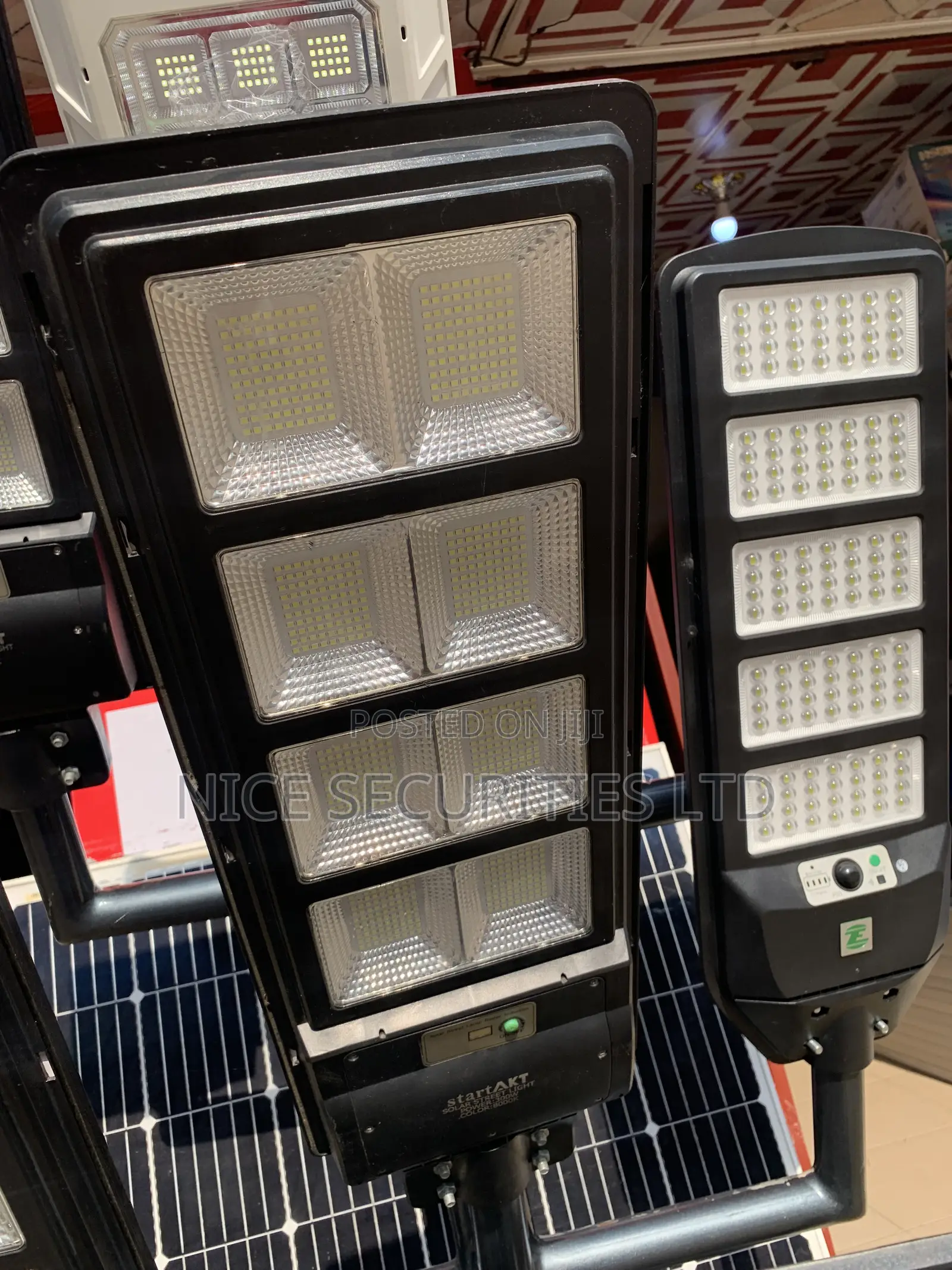 Start AKT Solar Street Light 300Watts