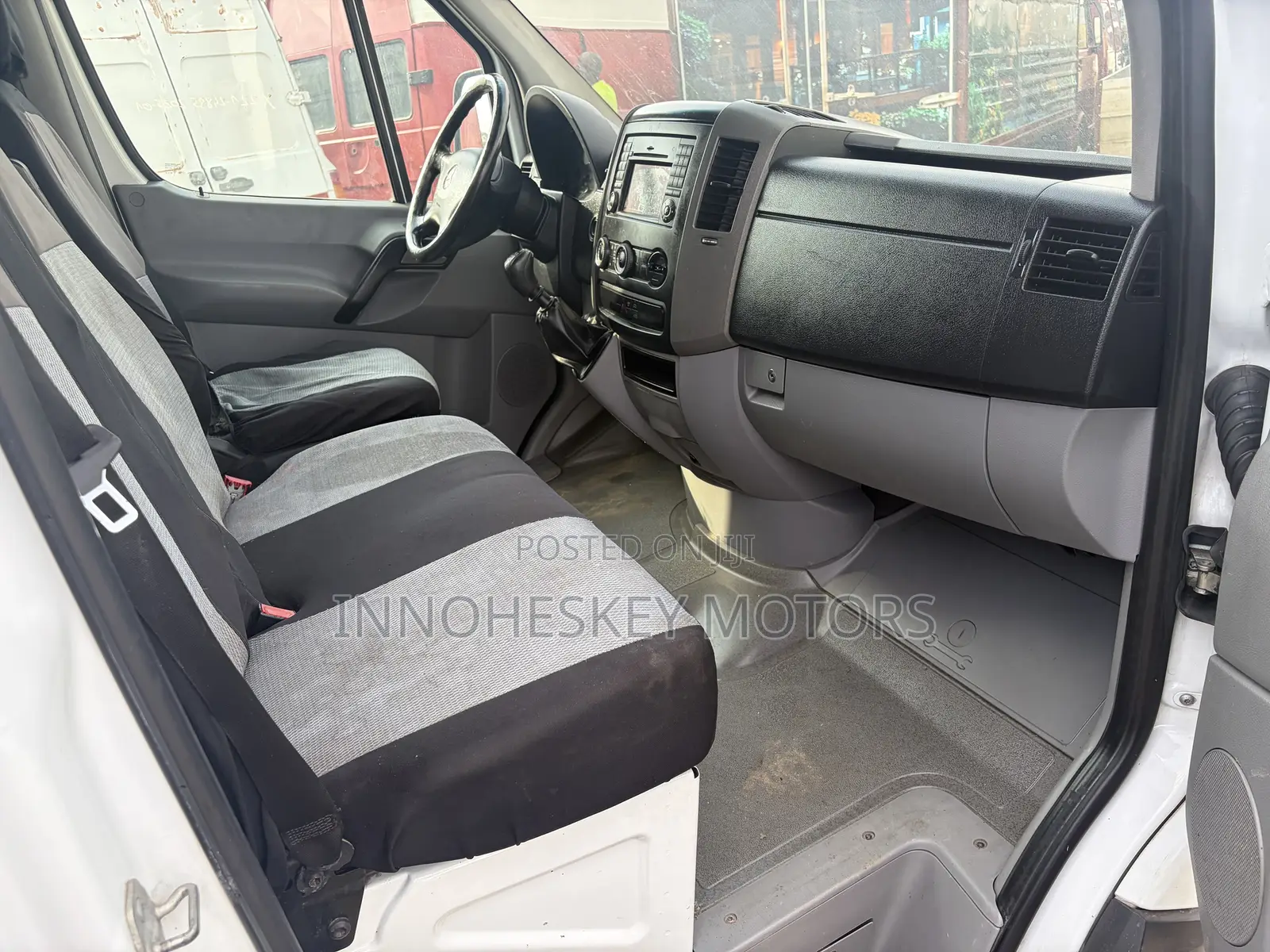 Mercedes-Benz Sprinter 2014 White