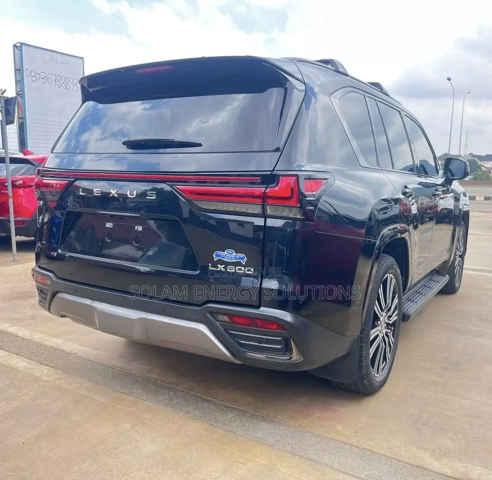 Lexus LX 2022 Black