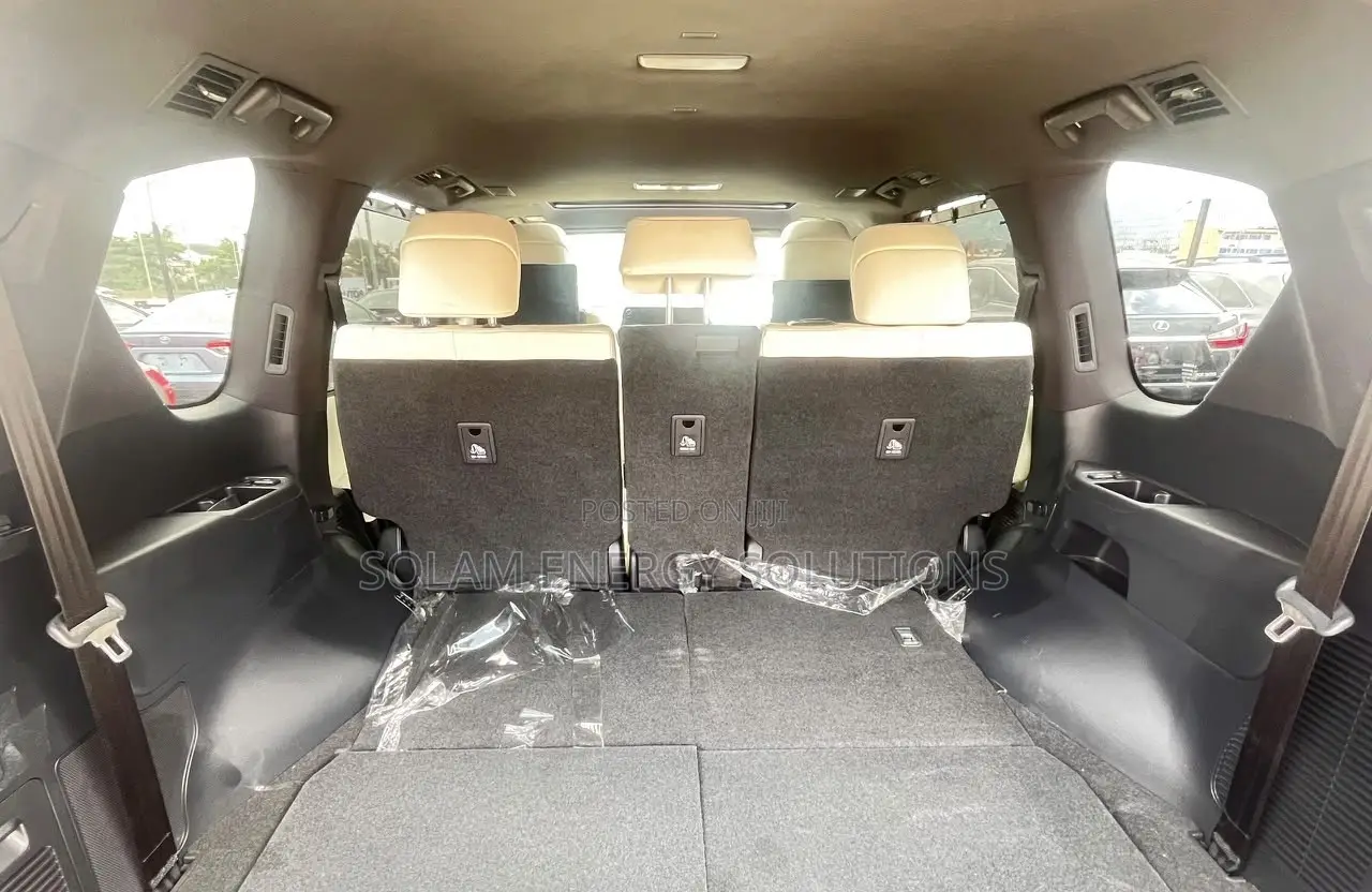 Lexus LX 2022 Black