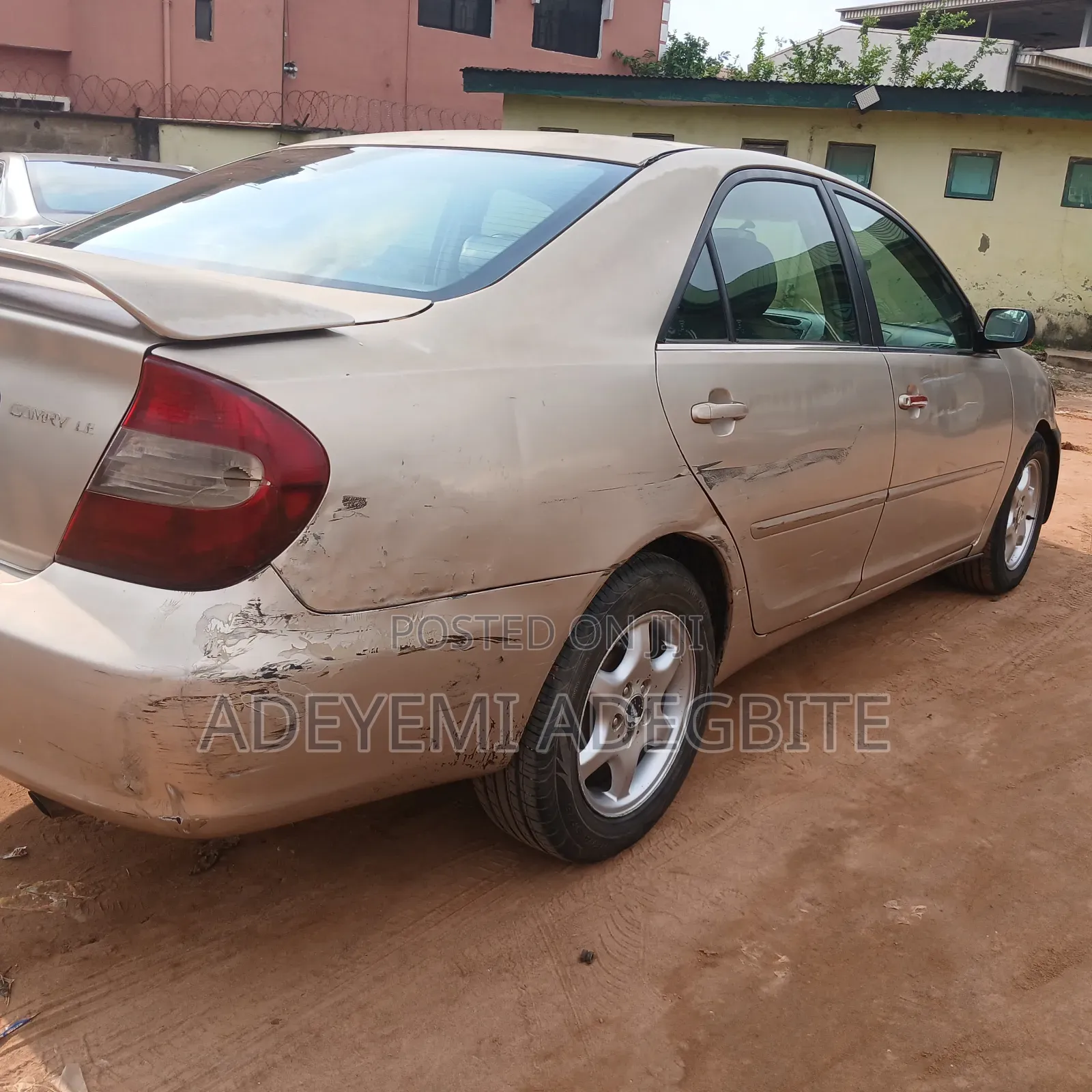 Toyota Camry 2004 Gold