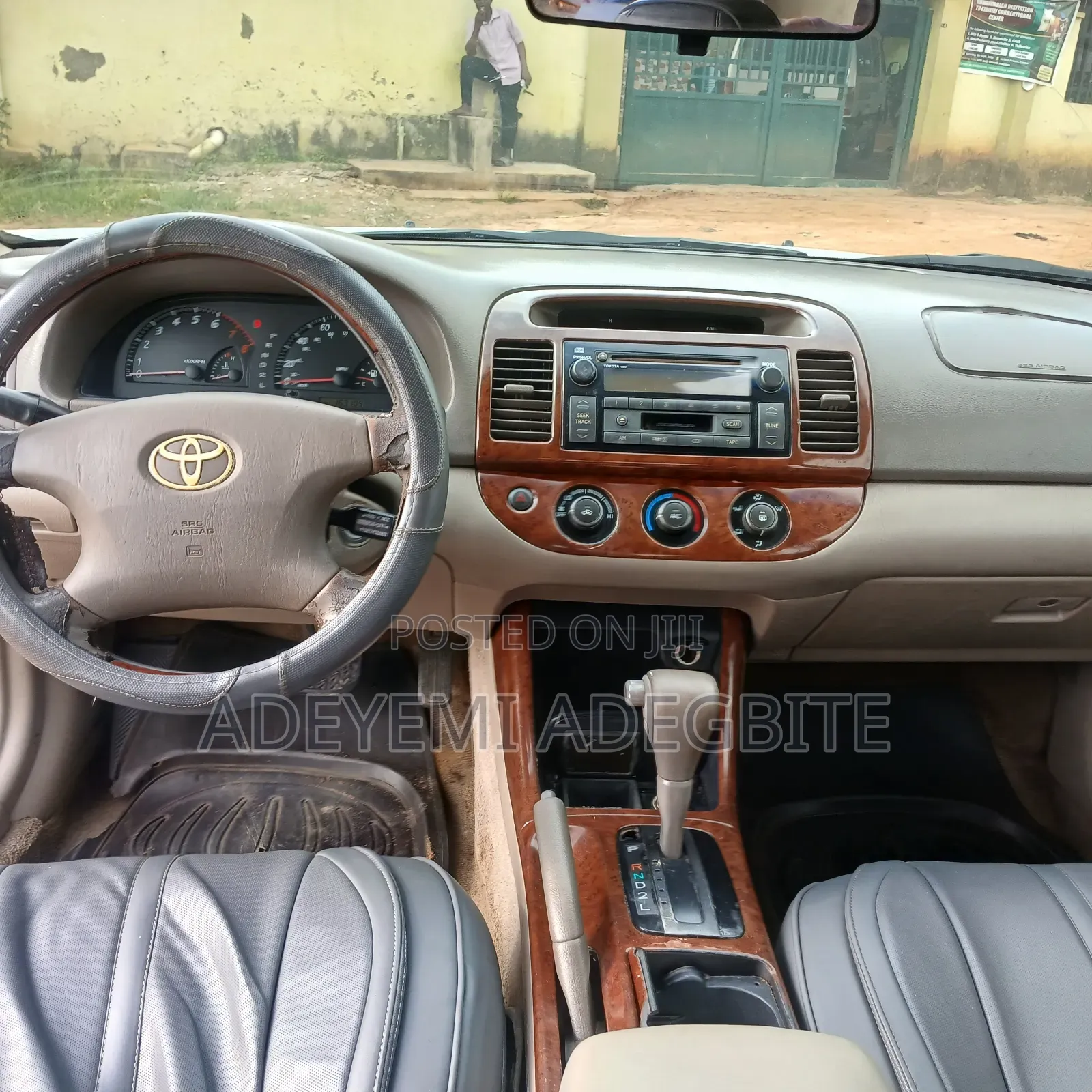 Toyota Camry 2004 Gold