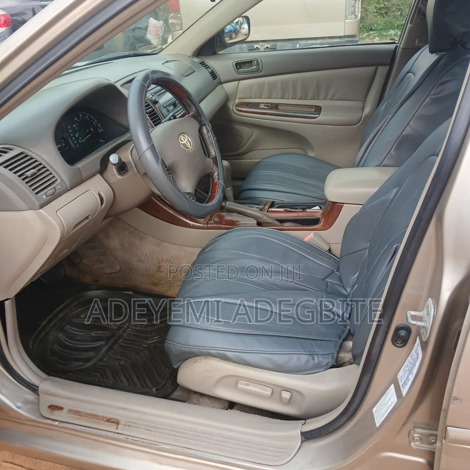 Toyota Camry 2004 Gold