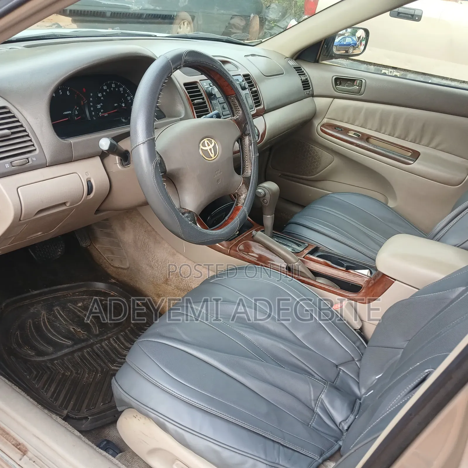 Toyota Camry 2004 Gold