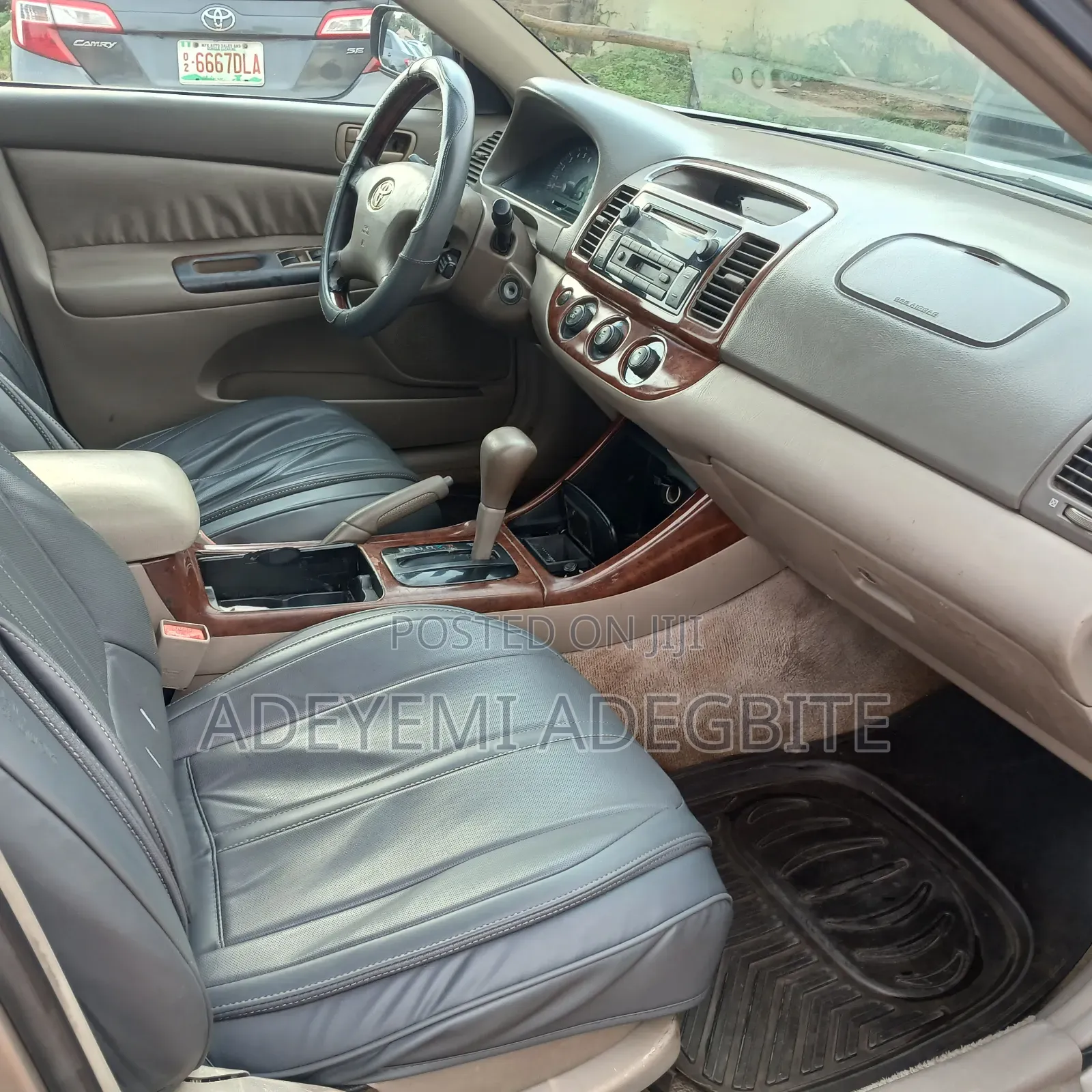 Toyota Camry 2004 Gold
