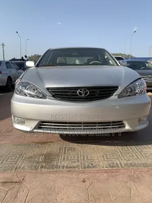 Toyota Camry 2004 Silver