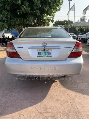 Toyota Camry 2004 Silver