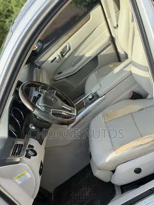 Mercedes-Benz E350 2014 Silver