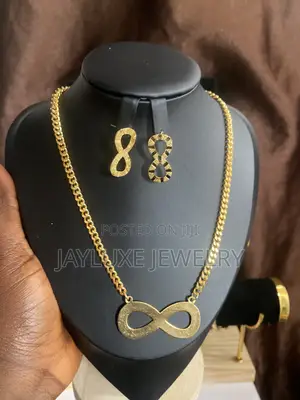 Gold Replica Necklace With Earring