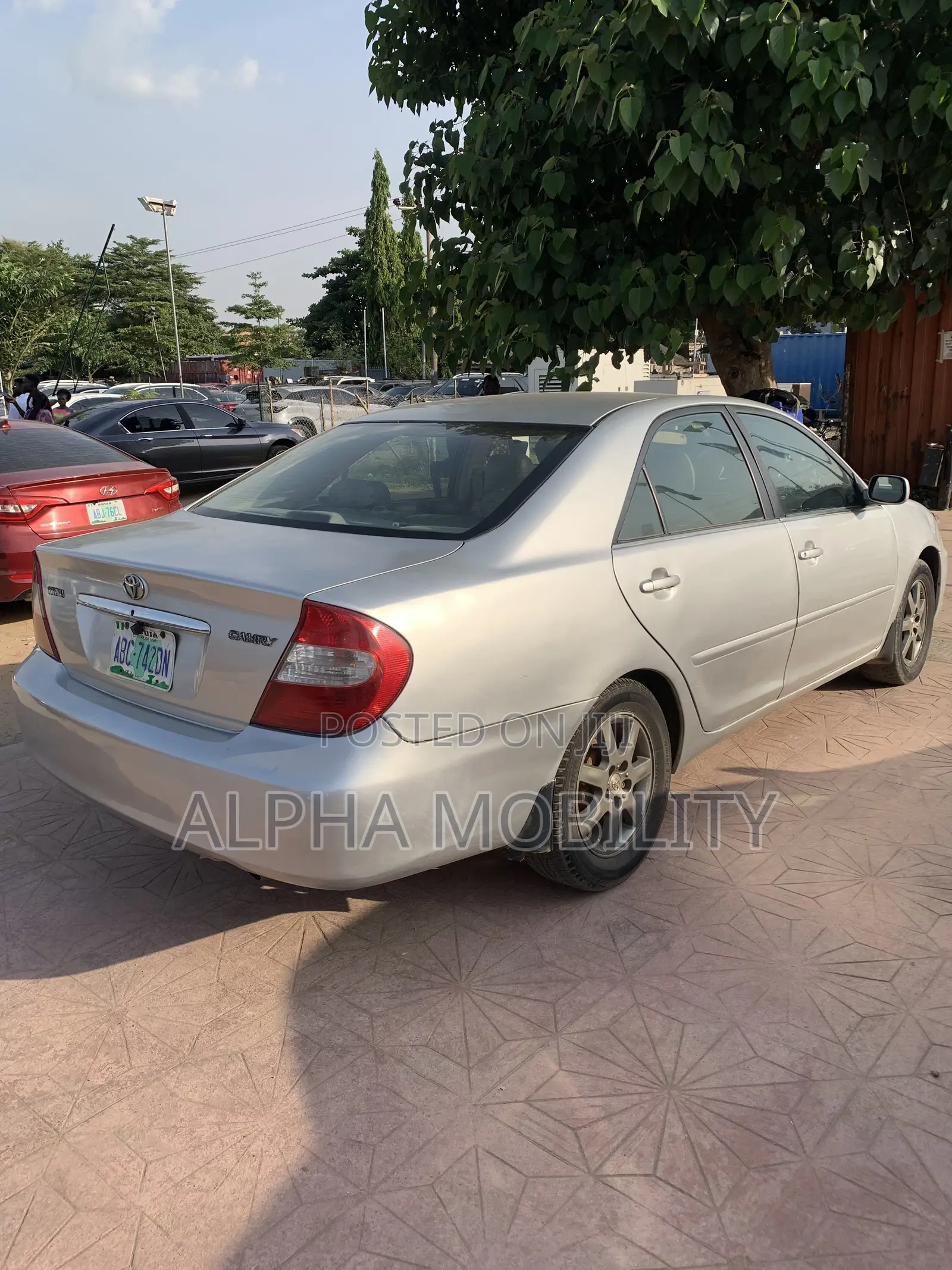 Toyota Camry 2004 Silver