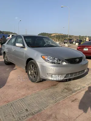 Toyota Camry 2004 Silver