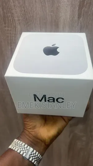 New Desktop Computer Apple Mac Mini 16GB SSD 256GB
