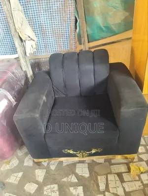 Single Chair