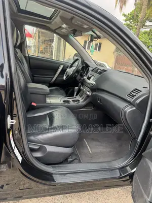 Toyota Highlander 2011 Black