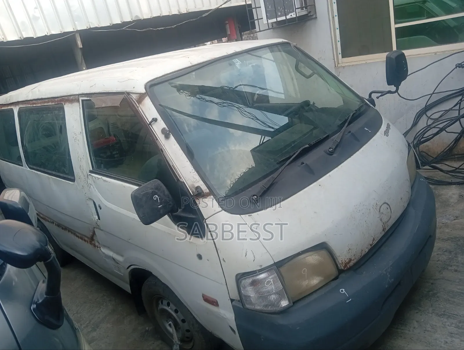 Mazda E2000 2000 White