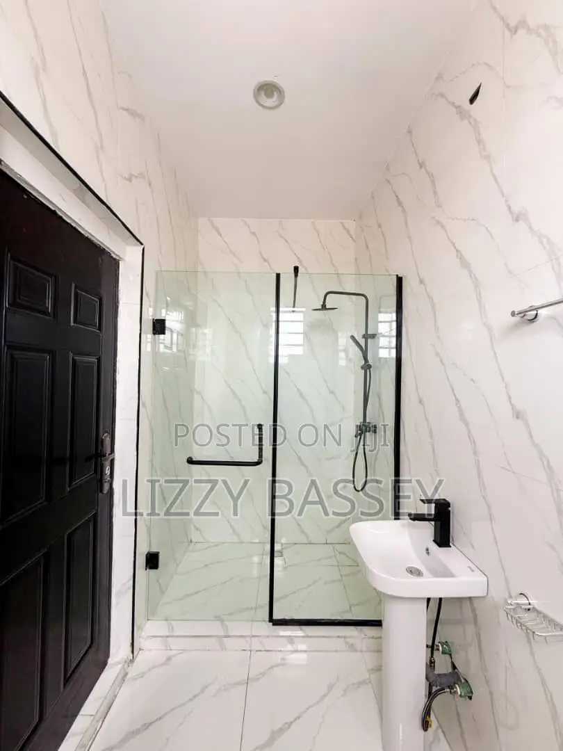 3bdrm Duplex in Atlantic View, Lekki Expressway for sale