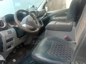 Nissan Caravan (Urvan) 2006 Grey