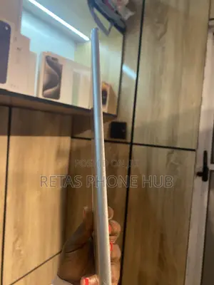 Apple iPad 9.7 64 GB Gray