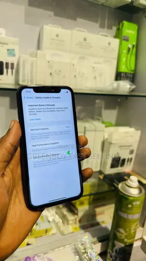 Apple iPhone 11 64 GB Black