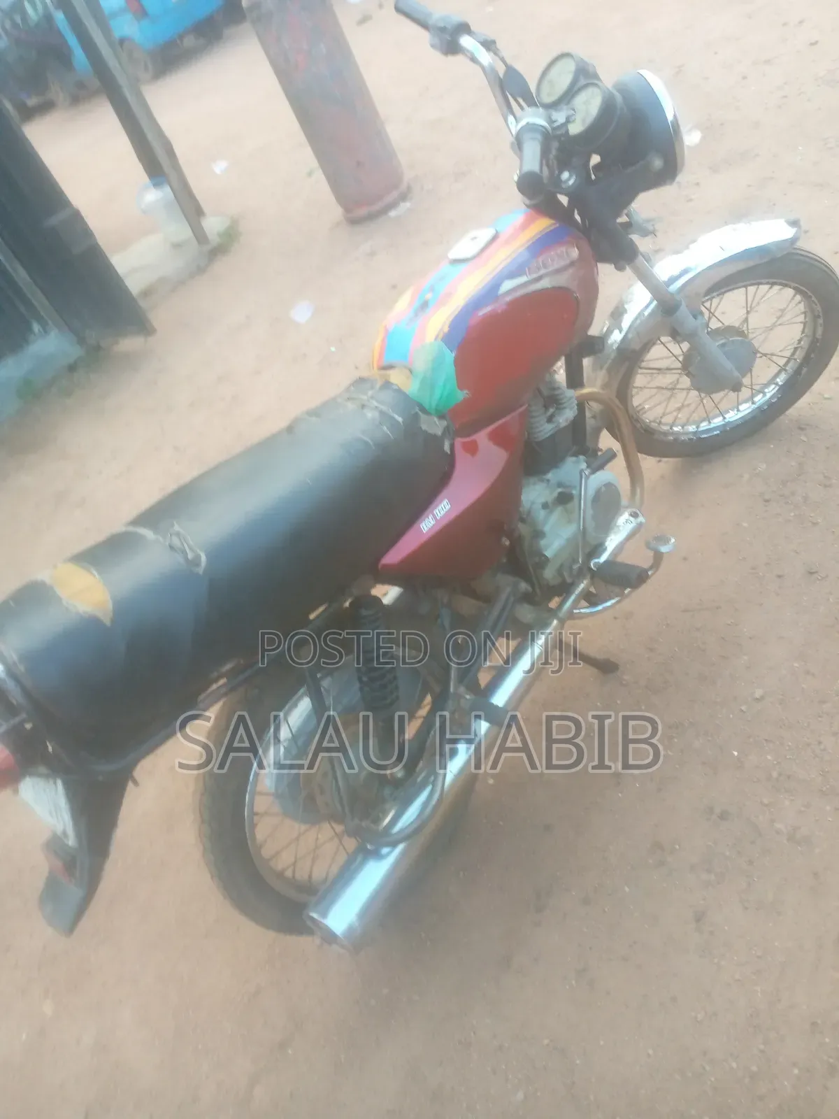 Bajaj Boxer 2021 Red