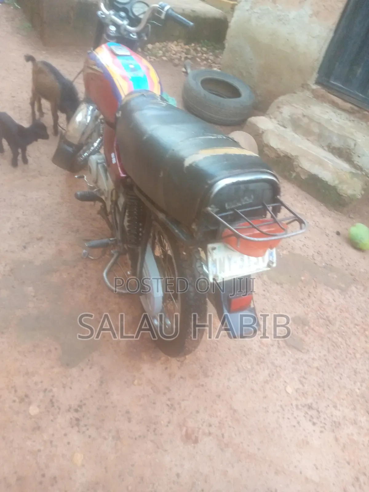 Bajaj Boxer 2021 Red