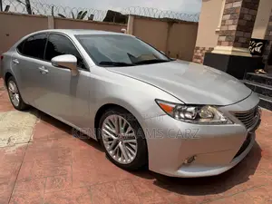 Lexus ES 350 FWD 2014 Silver