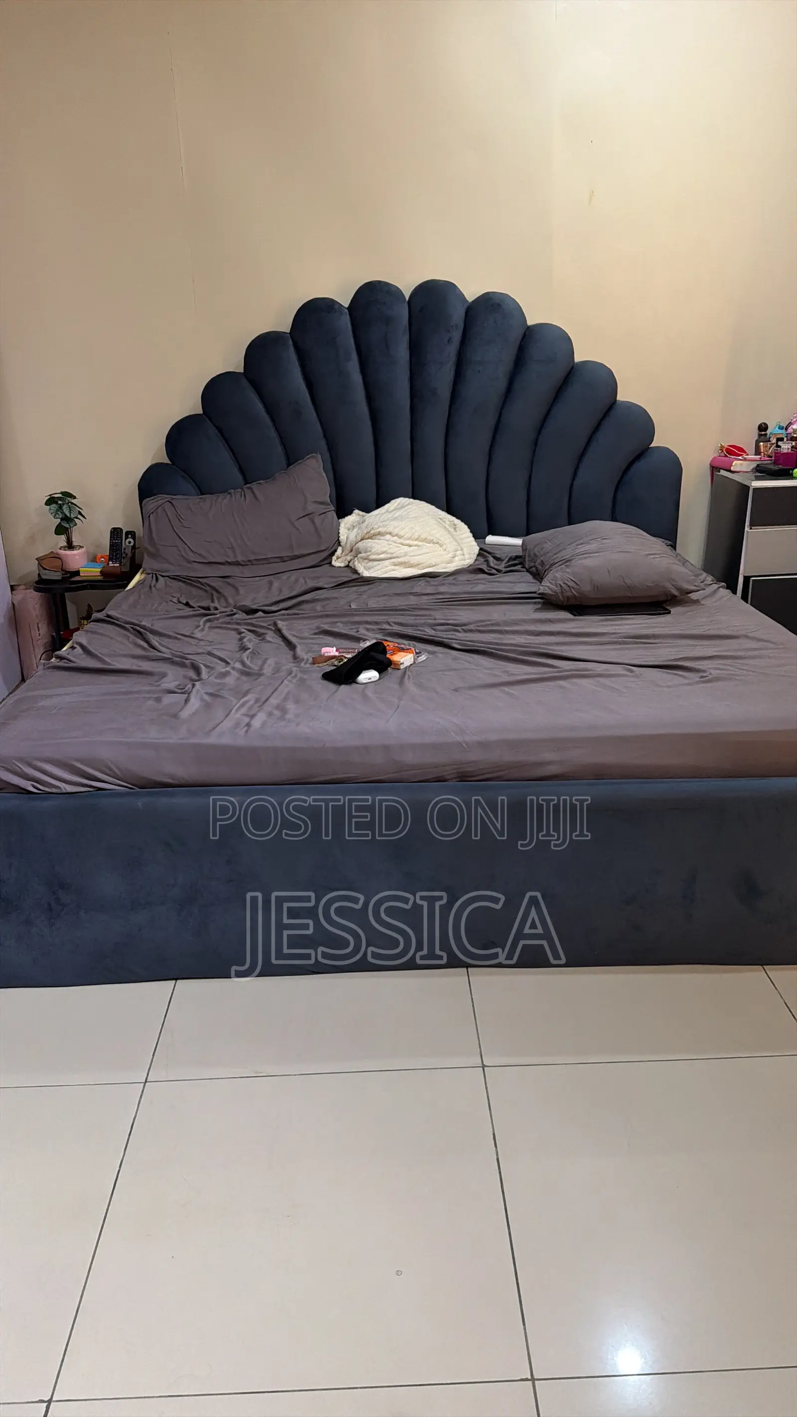 6by6 Bedframe