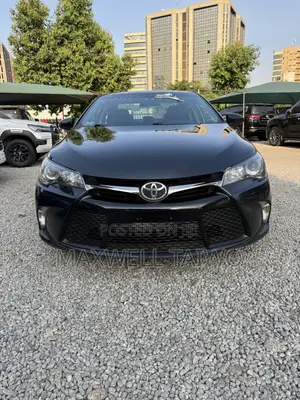Toyota Camry SE 4dr Sedan (2.5L 4cyl 6A) 2017 Gray