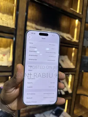 Apple iPhone 16 Pro Max 256 GB White