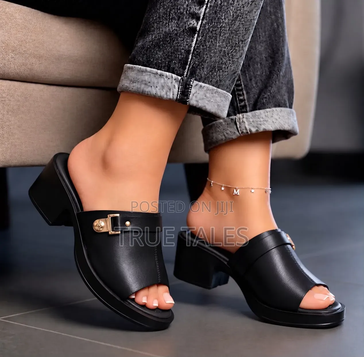 Comfortable Medium Wedge Leather Slippers Sizes 37 to 42. #CHIM