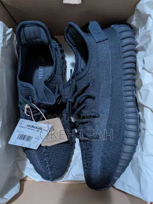 Adidas Yeezy Boost 350 V2 Sneakers – Black