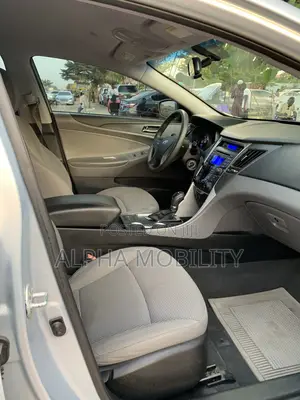 Hyundai Sonata 2013 Beige