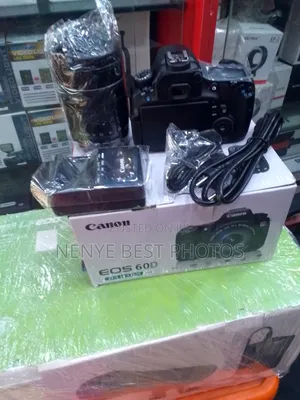 Canon Eos 60d EF -S 18-135mm IS Kit
