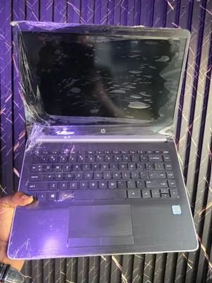 Laptop HP 14-dq1088wm 8GB Intel Core i3 SSD 256GB