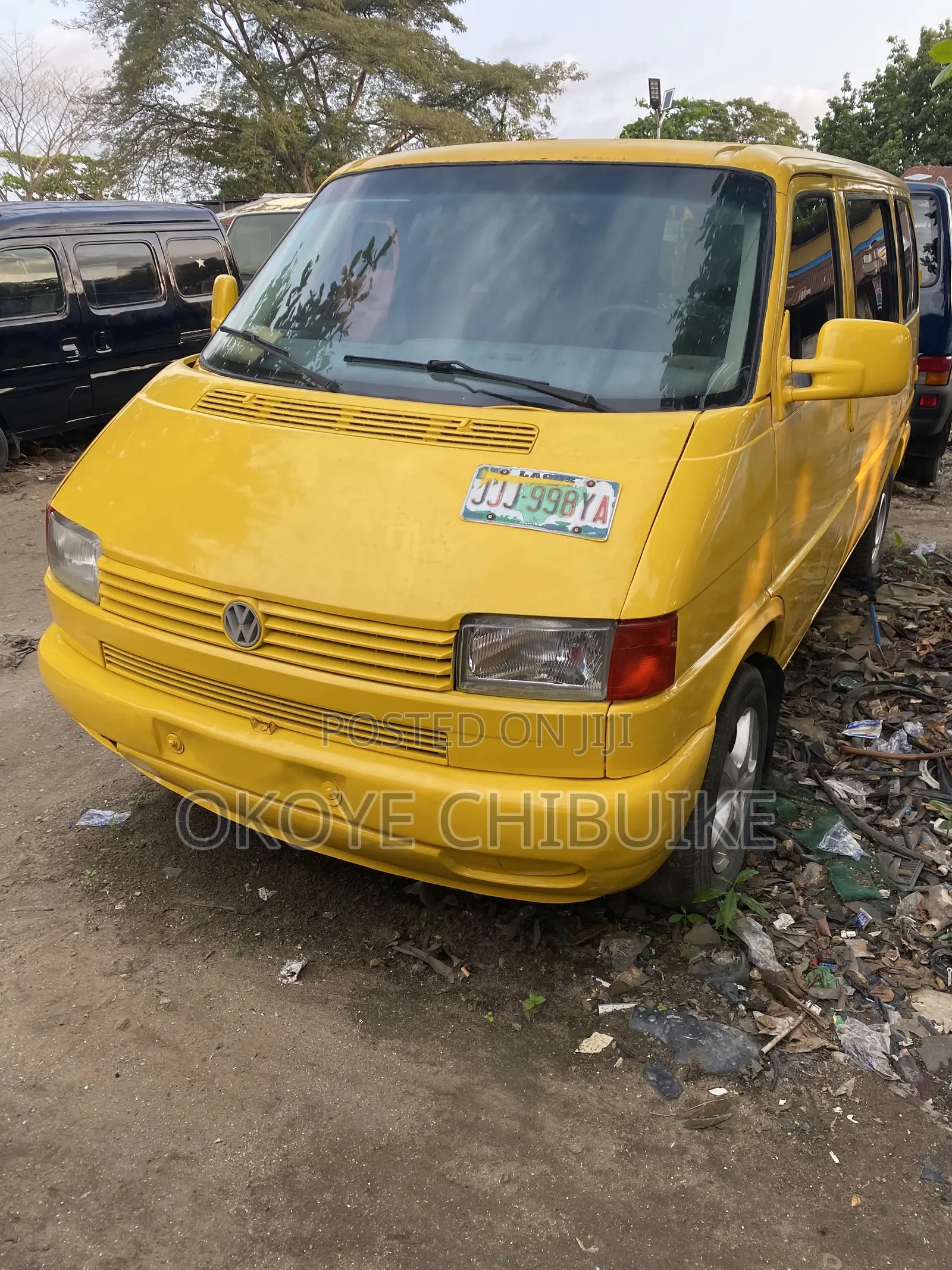 Volkswagen Transporter 2004 Yellow