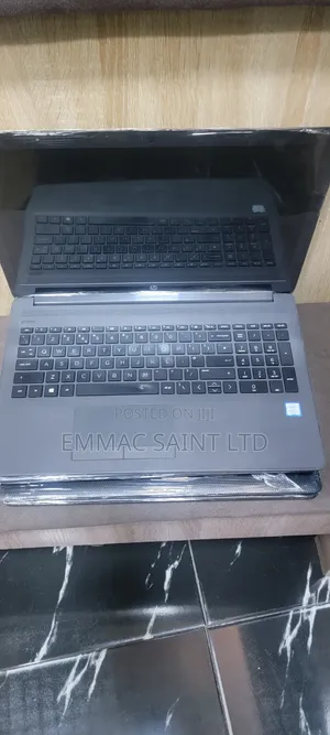 Laptop HP 250 G7 8GB Intel Core i7 SSD 256GB