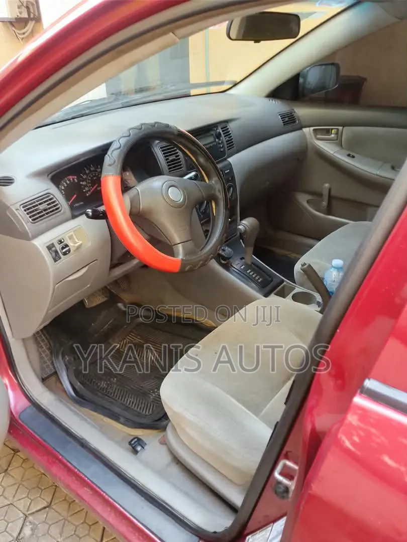 Toyota Corolla LE 2004 Red