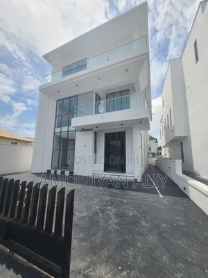 5bdrm Duplex in Megamond Estate for sale