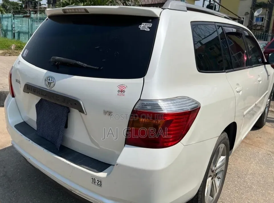 Toyota Highlander 2008 White