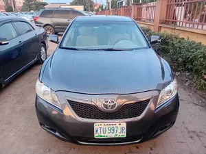 Toyota Camry LE 4dr Sedan (2.4L 4cyl 5A) 2008 Gray